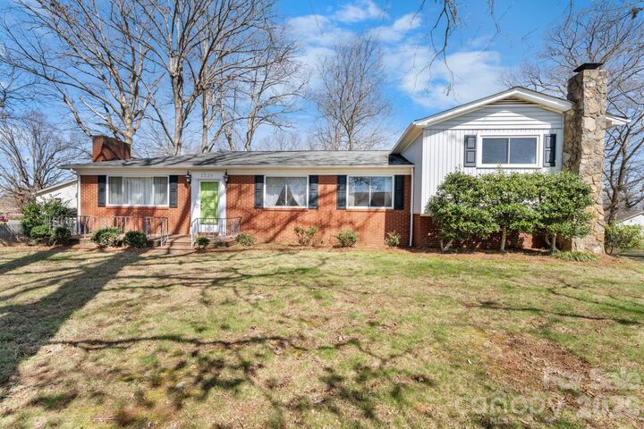 Property Photo:  3335 25th Avenue NE  NC 28601 