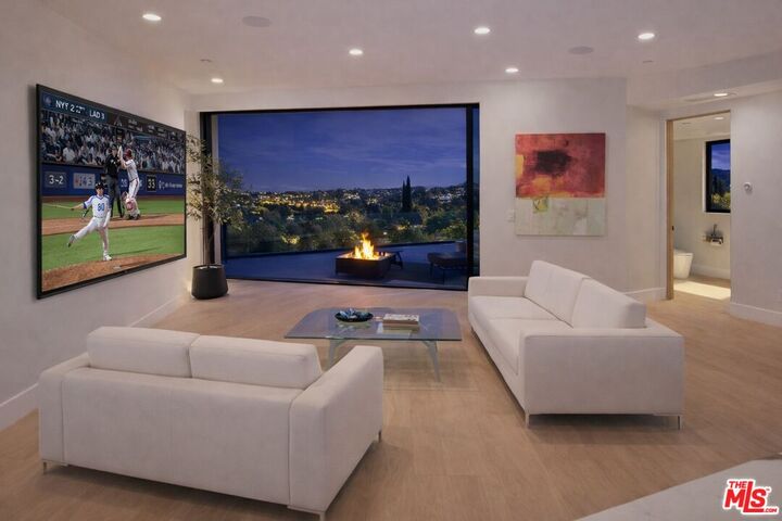 Property Photo:  5130 Medina Rd  CA 91364 