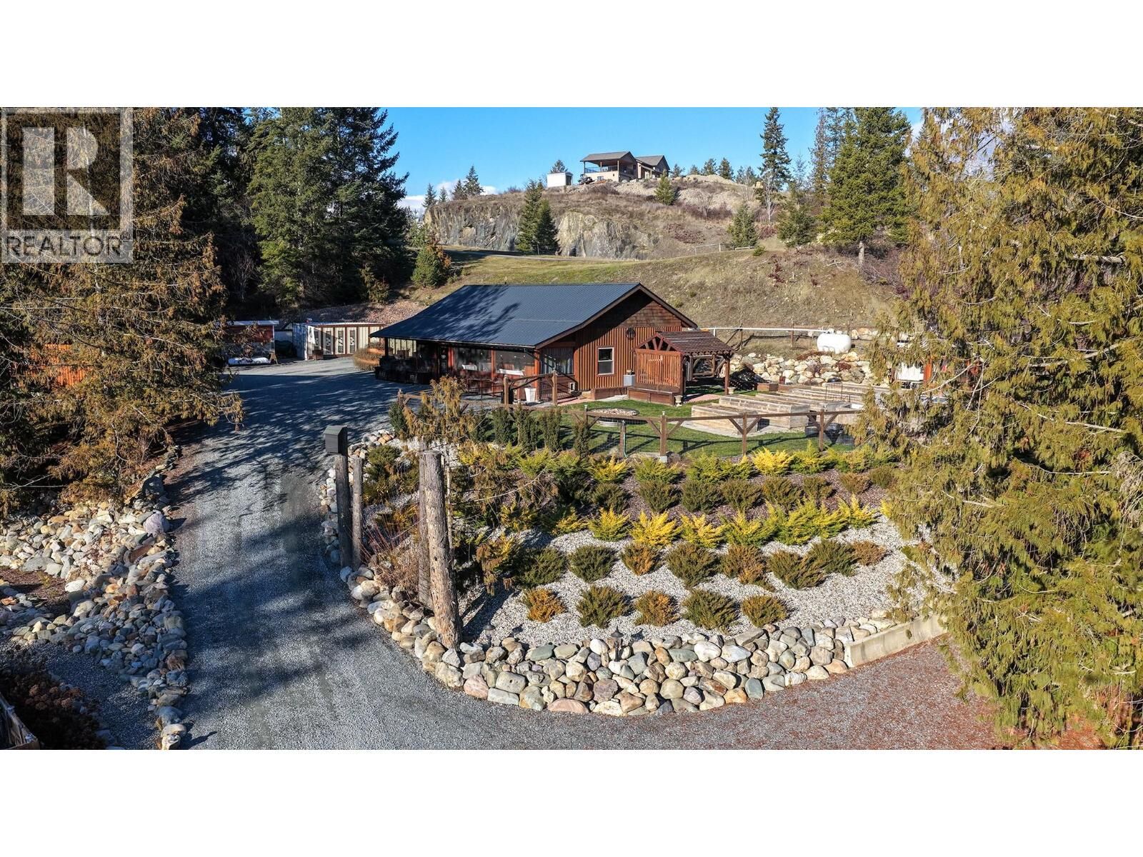 Property Photo: 1627 Hood Road BC V0B 1G2