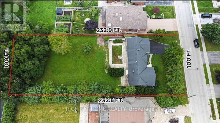 Property Photo:  46 Roosevelt Drive  ON L4C 6V4 