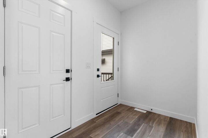 Property Photo: 1050 Cristall Crescent SW AB T6W 5S6