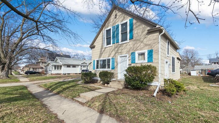 Property Photo:  209 N 18th St  IA 50501 