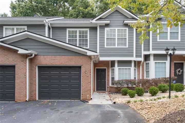 Property Photo: 2680 Pine Tree Road NE 5 GA 30324