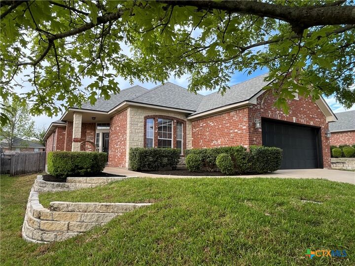 Property Photo:  410 Cheetah Trail  TX 76548 