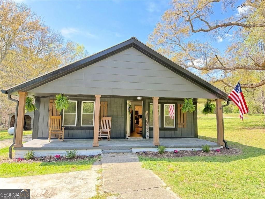 Property Photo:  394 Knight Road  GA 30153 