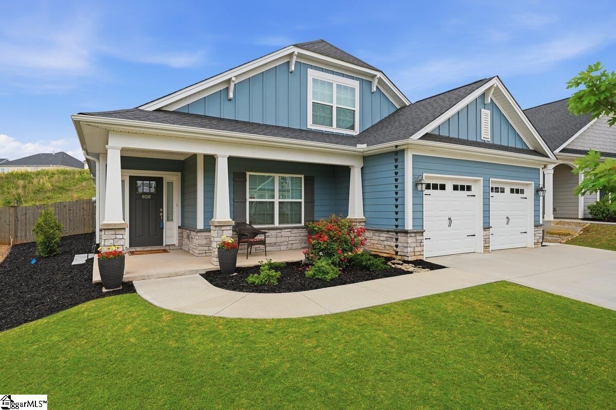 Property Photo:  608 Betony Way  SC 29607 