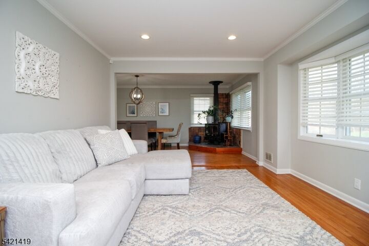 Property Photo:  22 Oakland Ave  NJ 07866 