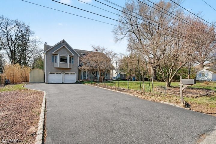 Property Photo:  5 Lee Pl  NJ 08807 