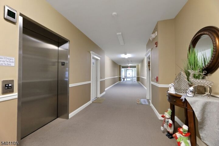 Property Photo:  520 Victor St 42  NJ 07663 