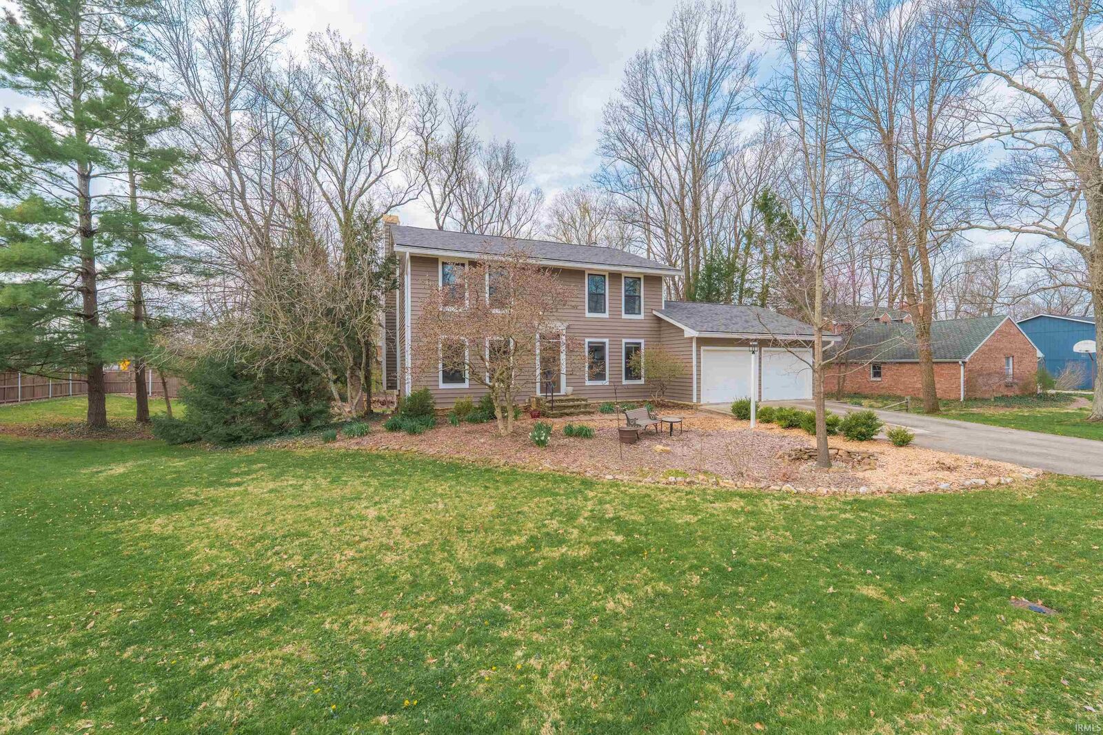 Property Photo:  2750 E Buttonwood Lane  IN 47401 