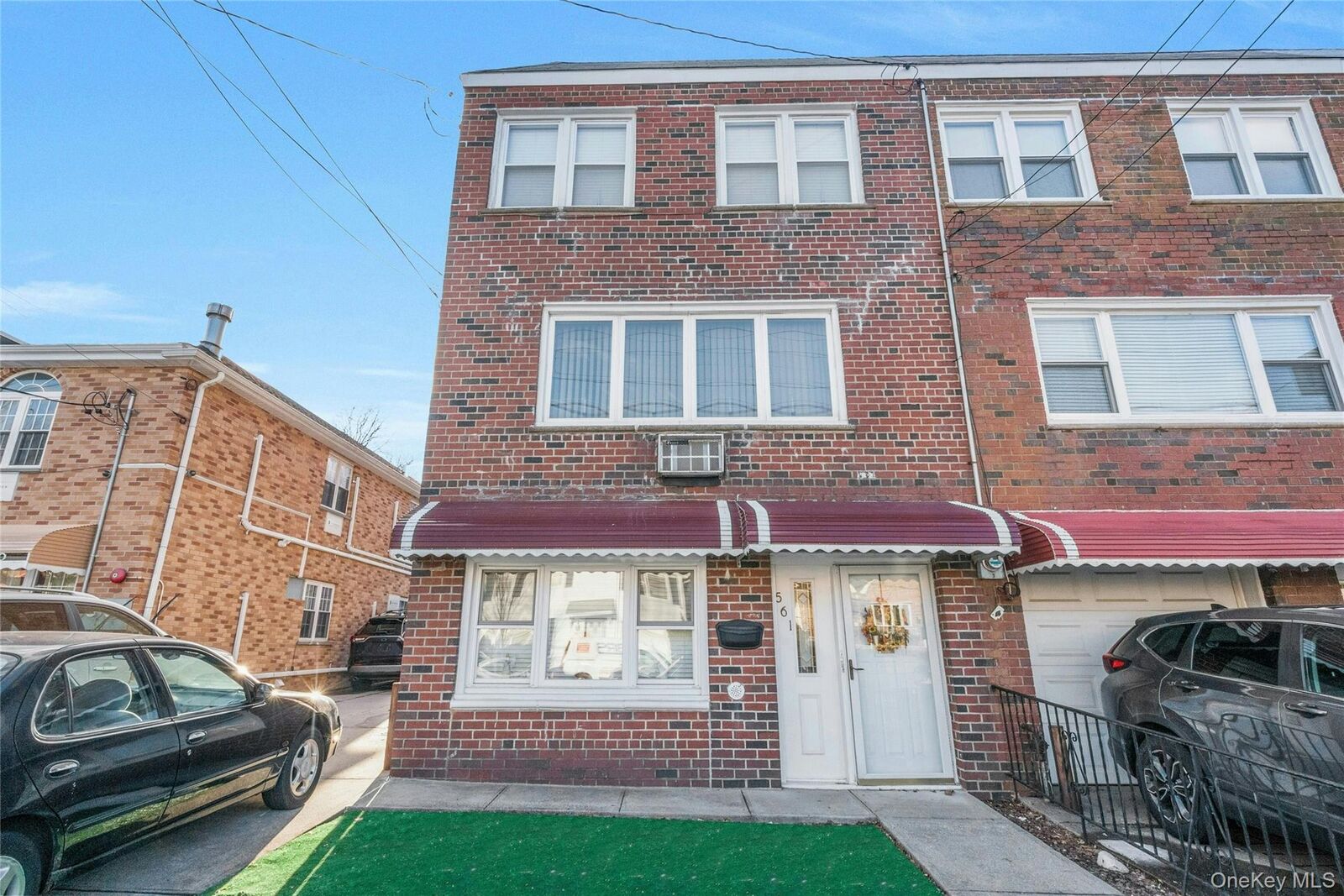 Property Photo:  561 Logan Avenue  NY 10465 