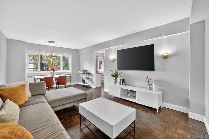 Property Photo:  111 E Hartsdale Avenue 3E  NY 10530 