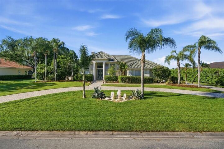 Property Photo:  18634 Avenue Capri  FL 33558 