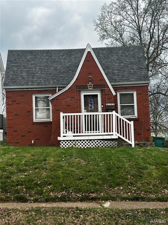 Property Photo:  8823 Madge Avenue  MO 63144 