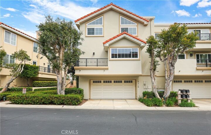 Property Photo:  19316 Sawgrass  CA 92648 