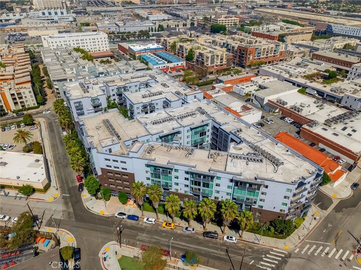 Property Photo:  629 Traction 231  CA 90013 