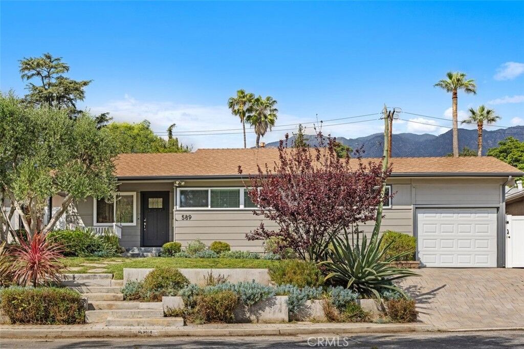 Property Photo: 589 Buena Loma Street CA 91001