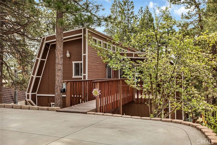 Property Photo:  30941 Glen Oak  CA 92382 