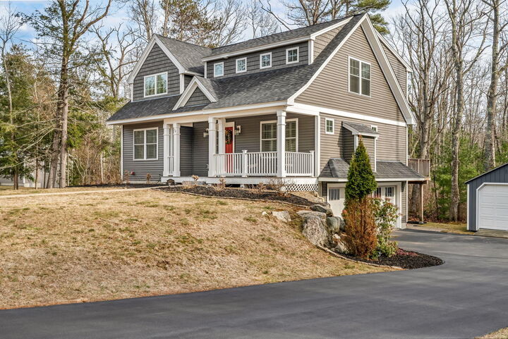 Property Photo: 70 Rose Way ME 04090