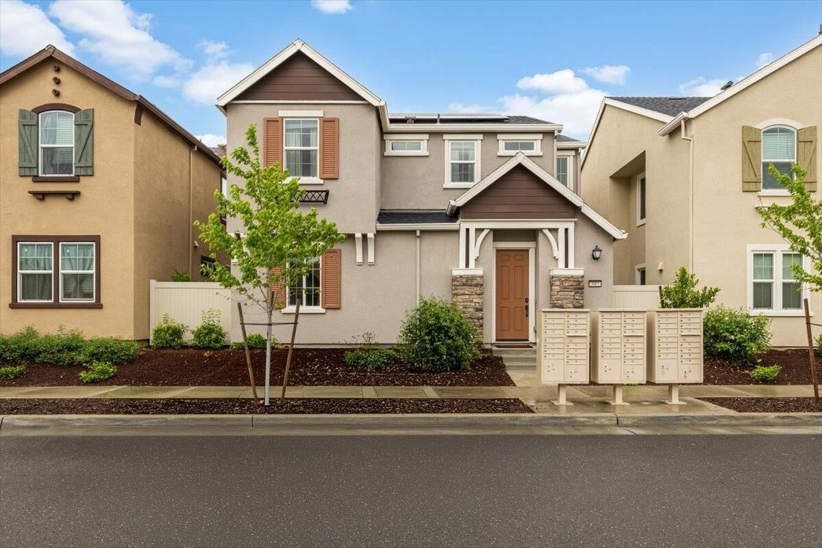 Property Photo:  3005 Mohawk Way  CA 95747 
