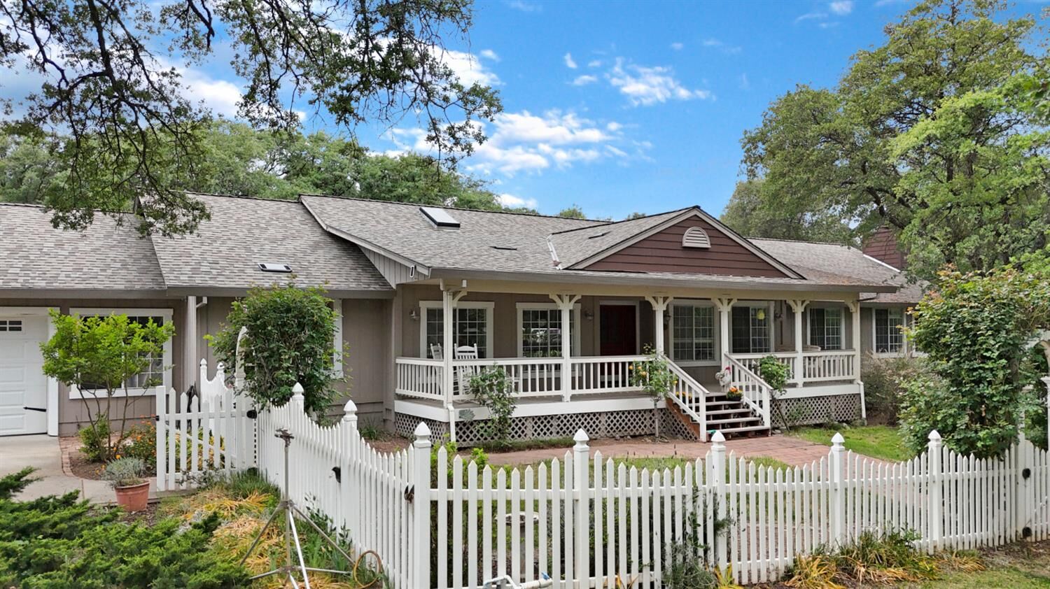 Property Photo:  13969 Quarterhorse Drive  CA 95949 