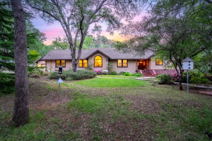 Property Photo:  3958 Arabian Way  CA 95682 