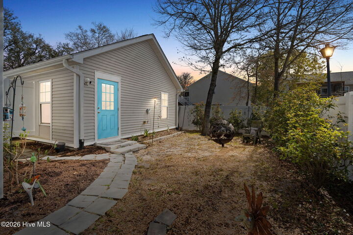 Property Photo:  140 NE 16th Street  NC 28465 