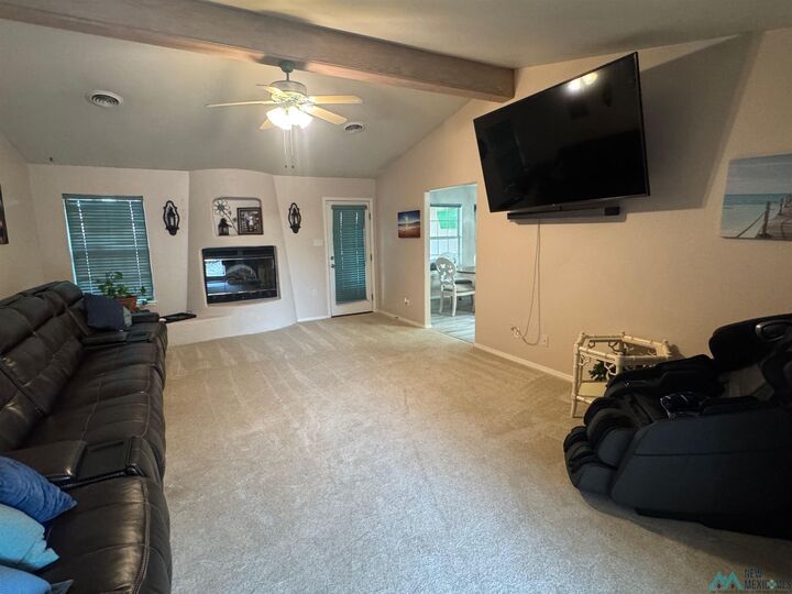 Property Photo: 11 El Arco Iris Drive NM 88201