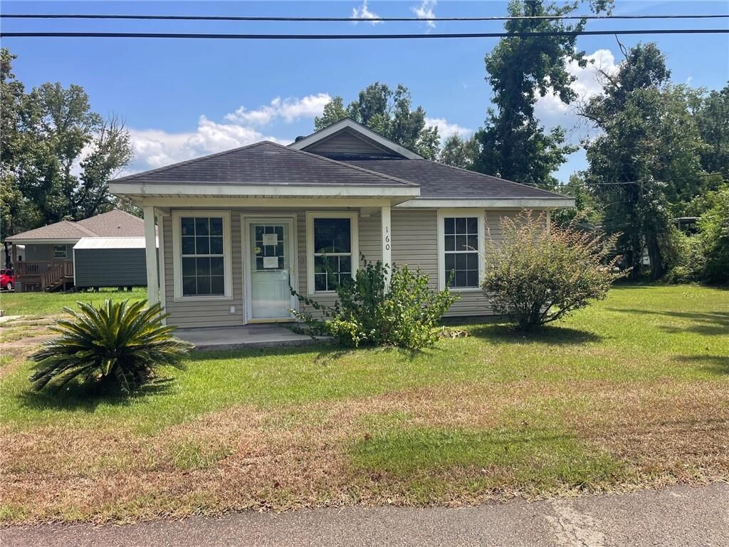 Property Photo: 160 Canal Street LA 70454