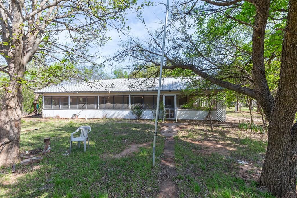 Property Photo:  749 Cedar Street  TX 79601 