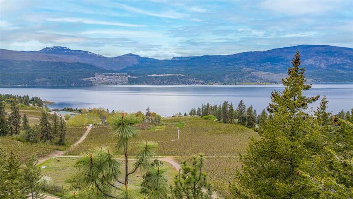 Property Photo: 16299 Commonage Road BC V4V 1A8