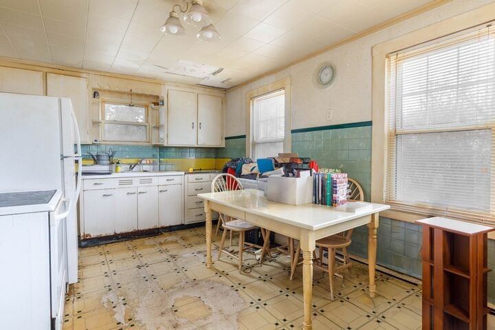 Property Photo:  101 Ararat Street  MA 01606 
