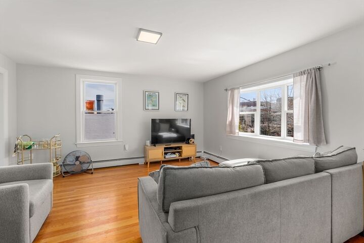 Property Photo:  190 Walnut St  MA 02472 