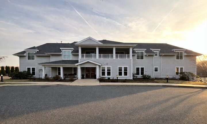 Property Photo:  43 Kendall Ave. 105  MA 01770 