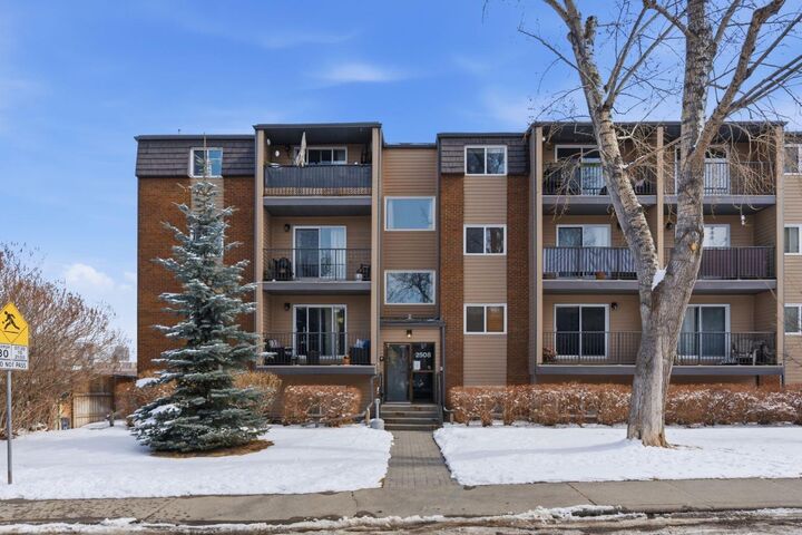 Property Photo:  2508 17 Street SW 302  AB T2T 4M8 