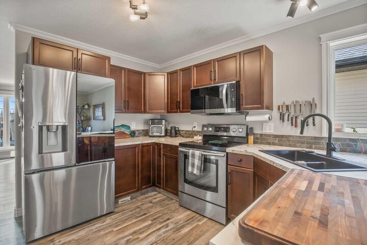 Photo de la propriété:  44 White Avenue  AB T4N 7E5 