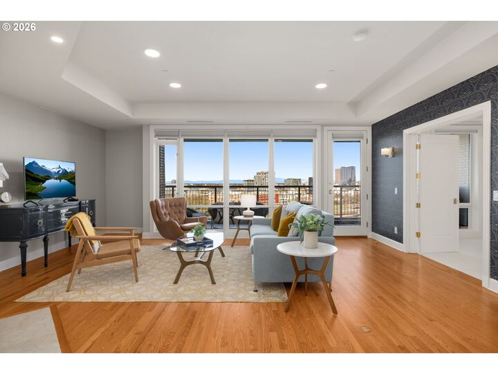 Property Photo: 2020 SW Market Street Dr 303 OR 97201