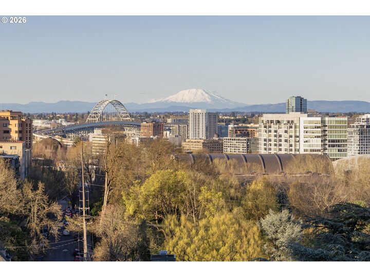 Property Photo: 2020 SW Market Street Dr 303 OR 97201