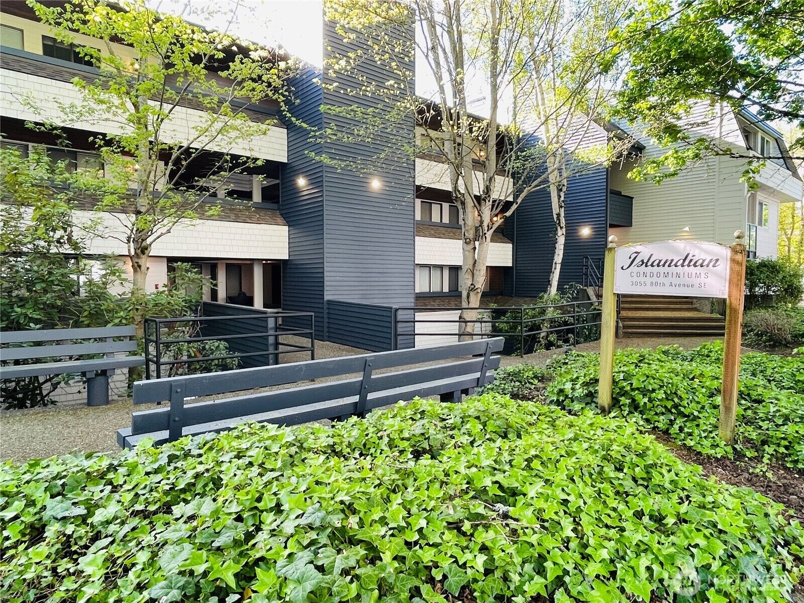 Property Photo:  3055  80th Avenue SE 107  WA 98040 