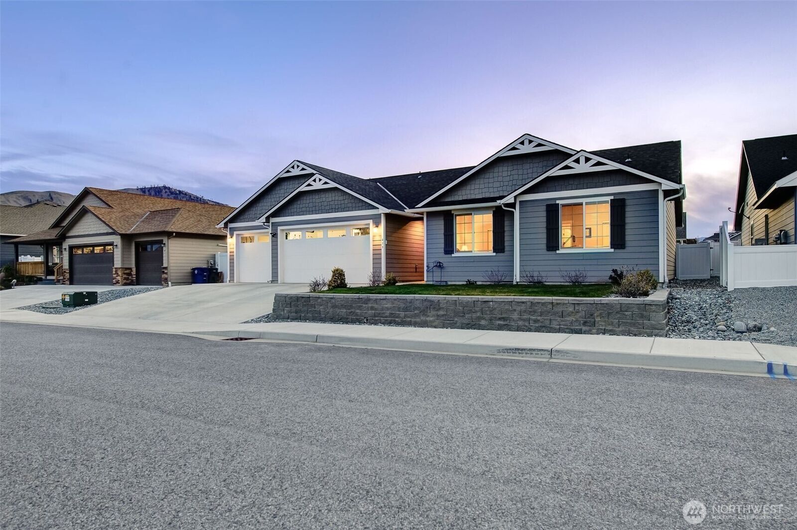 Property Photo:  479  Sunny Brooke Lane  WA 98816 