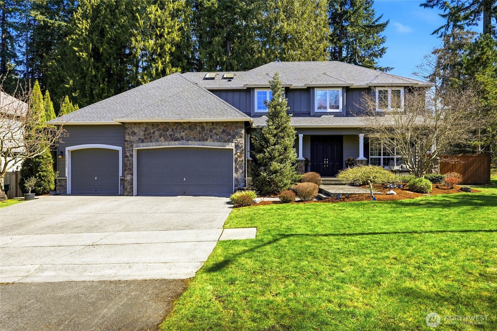 Property Photo:  13523  82nd Drive SE  WA 98296 