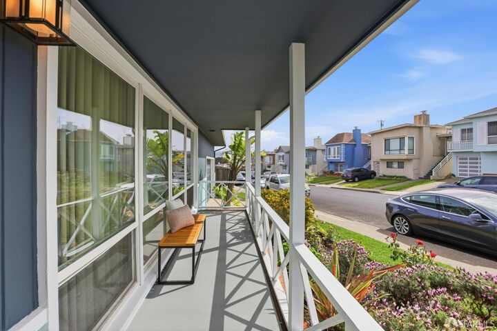 Property Photo:  98 Creston Avenue  CA 94015 