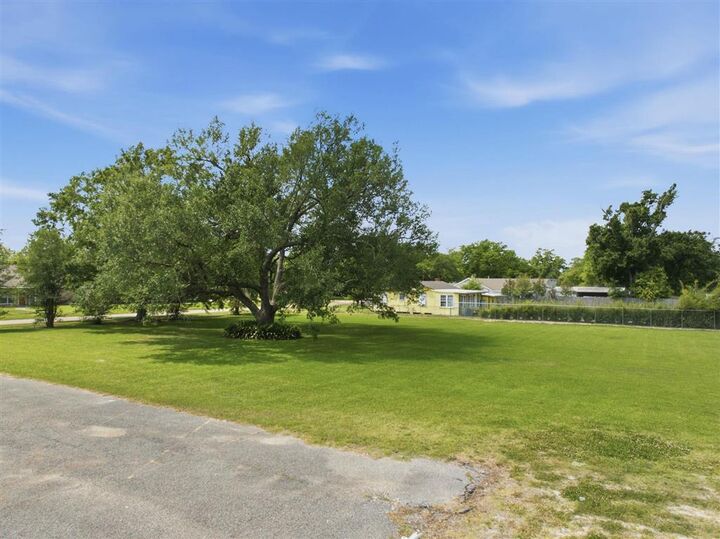 Property Photo:  W Claude Street W  LA 70605 