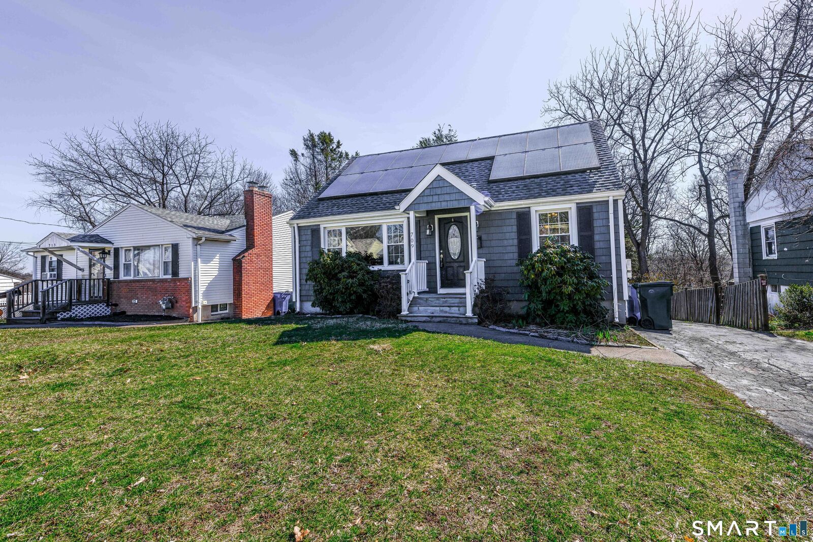 Property Photo:  709 Pine Rock Avenue  CT 06514 