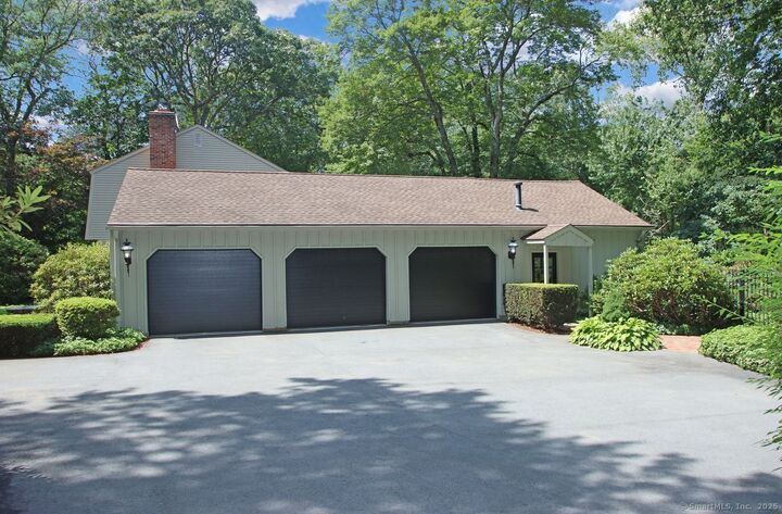 Property Photo:  125 Wildcat Road  CT 06443 