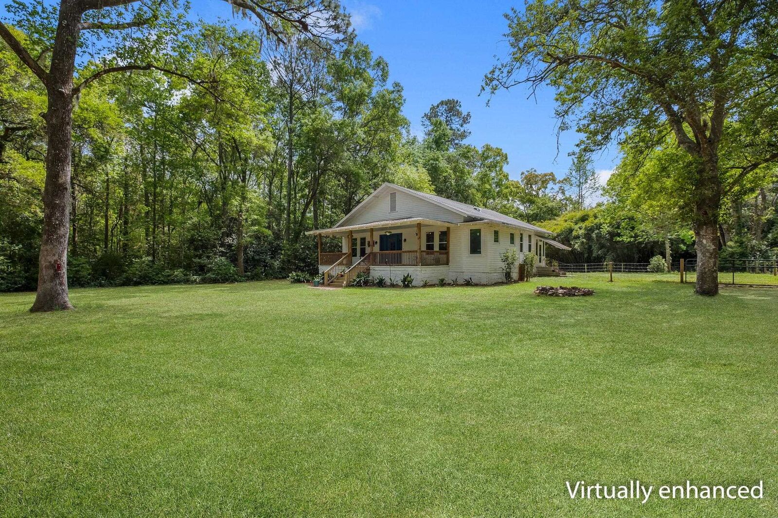 Property Photo:  3072 Shady Rest Road  FL 32333 