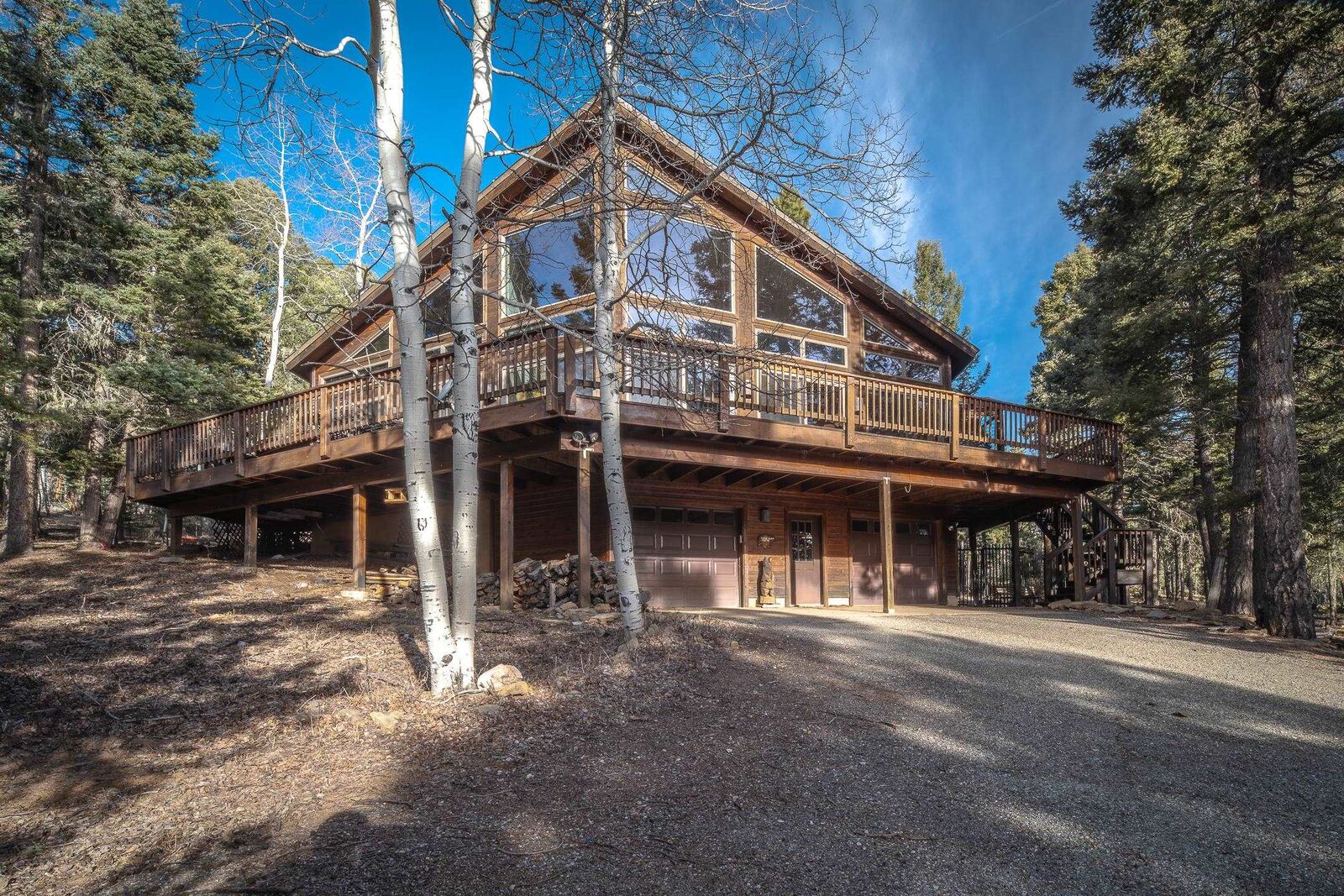 Property Photo:  84 Peralta Dr  NM 87710 