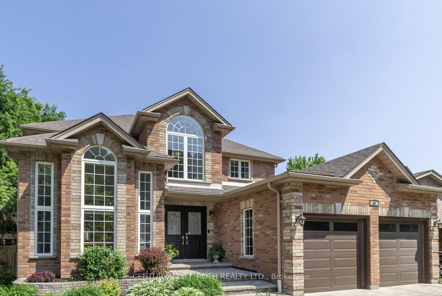 Property Photo: 48 Crimson Ridge Road ON L4N 9S1