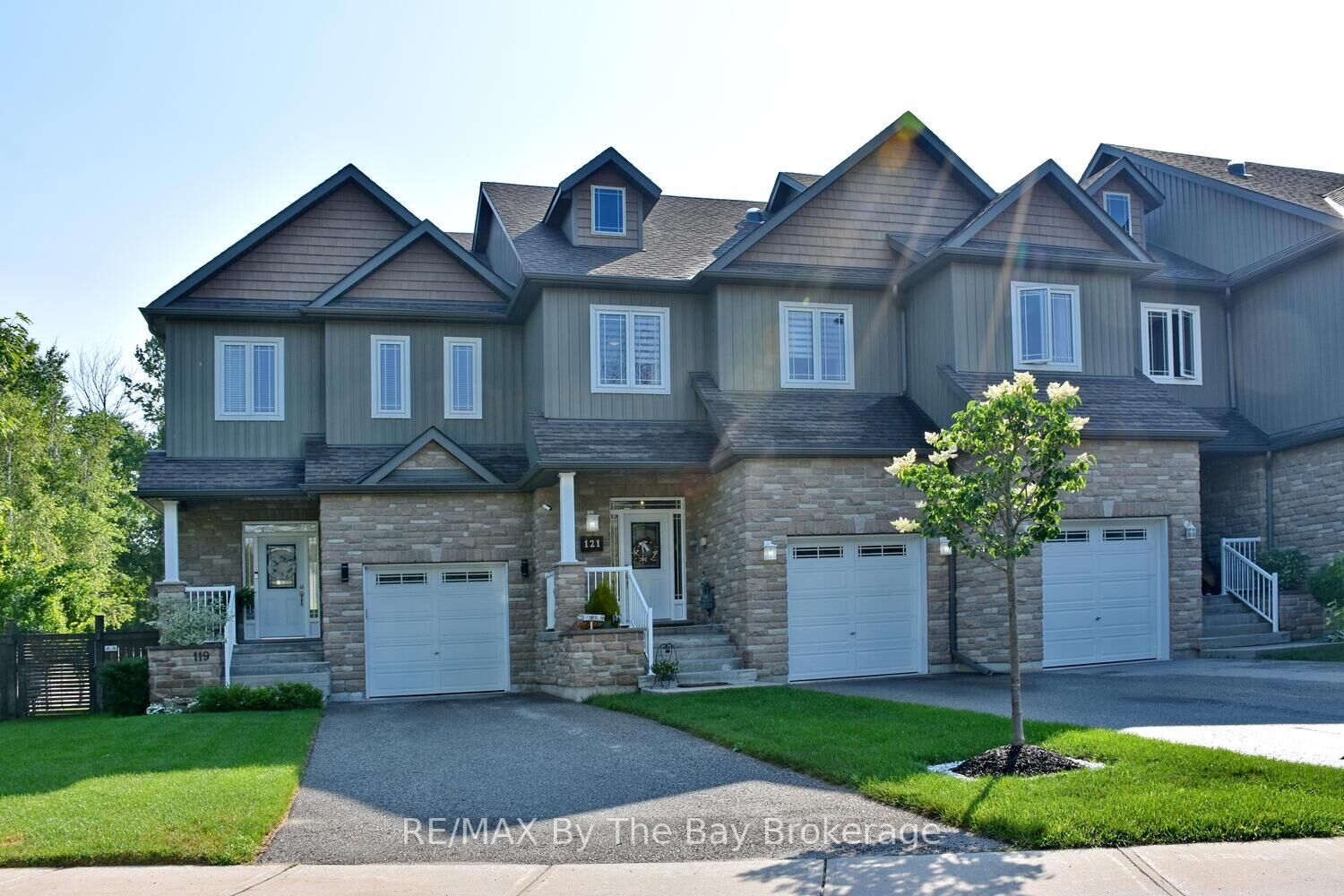 Property Photo: 121 45th Street N ON L9Z 1Z4