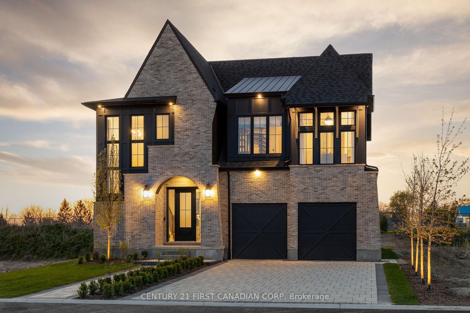 Photo de la propriété: 2166 Linkway Boulevard ON N6K 0C8